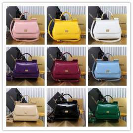 Picture of Dolce Gabbana Handbags _SKUfw220057900fw
